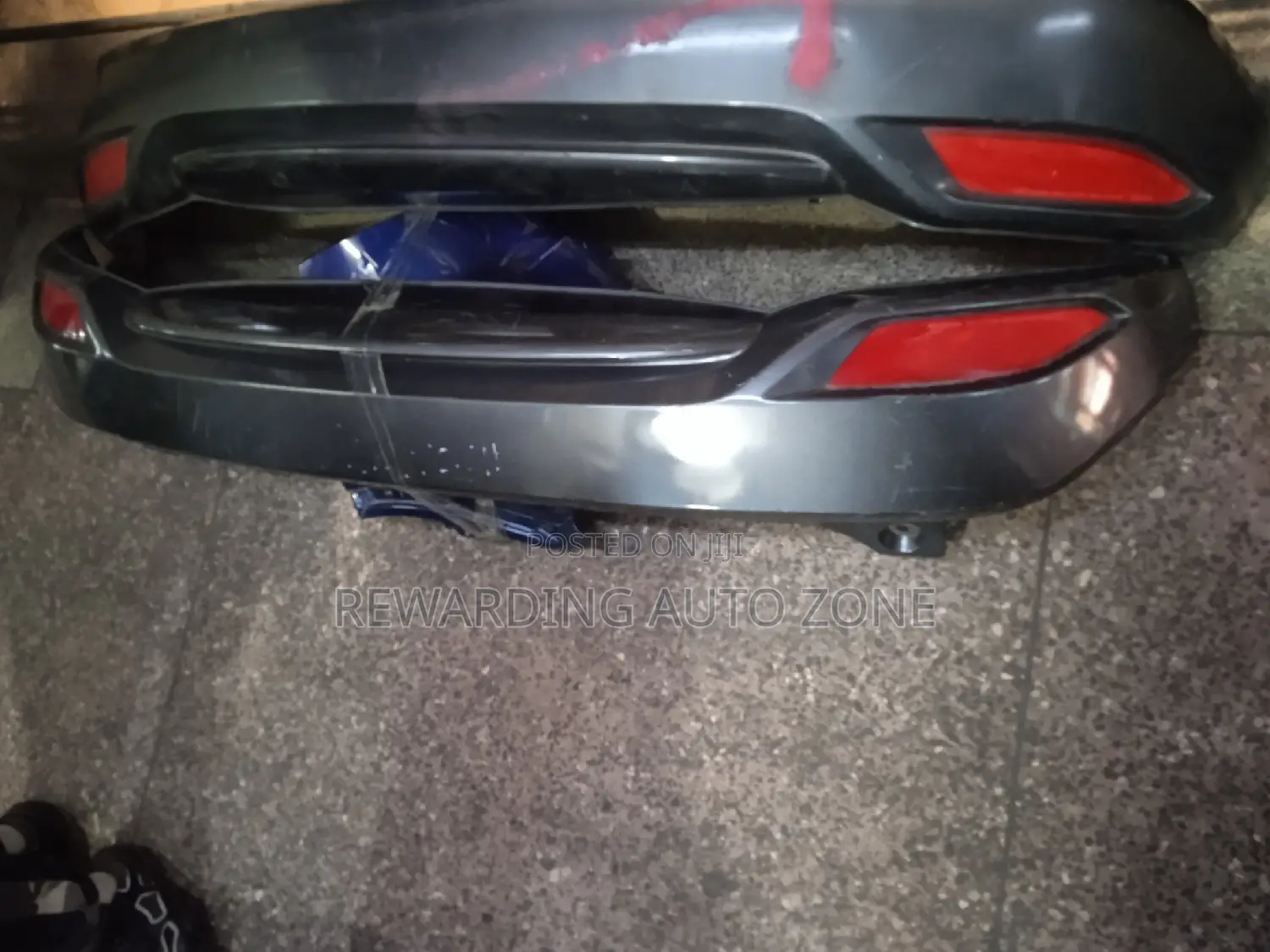 Honda Vezel Rear Bumper.