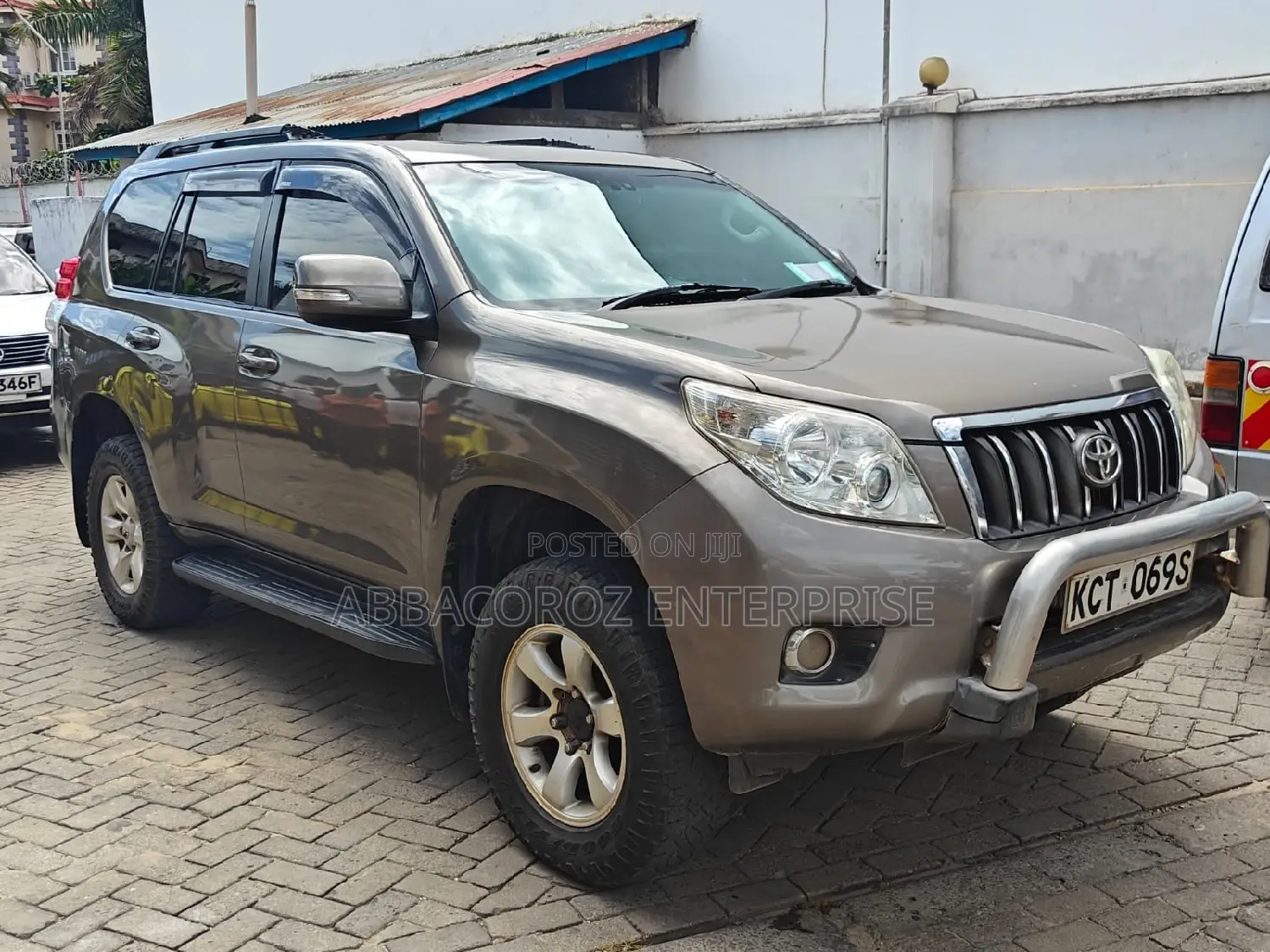 Toyota Land Cruiser Prado 3.0 TD 2011 Gold