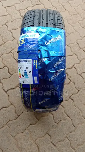 215/50r17 Comforser Tyre for Sale