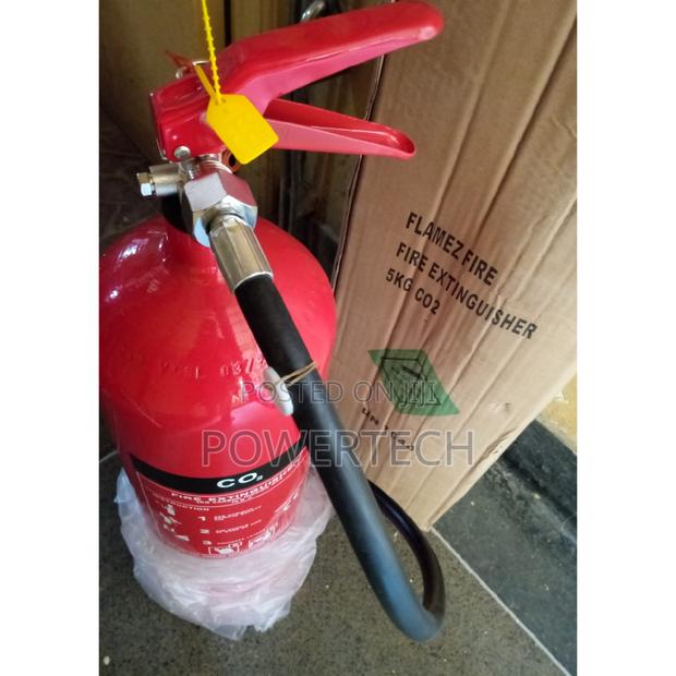 *5kg Carbon Dioxide Fire Extinguisher" - main view