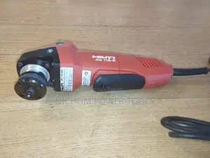 Hilti 4.5" Angle Grinder With 5 Discs