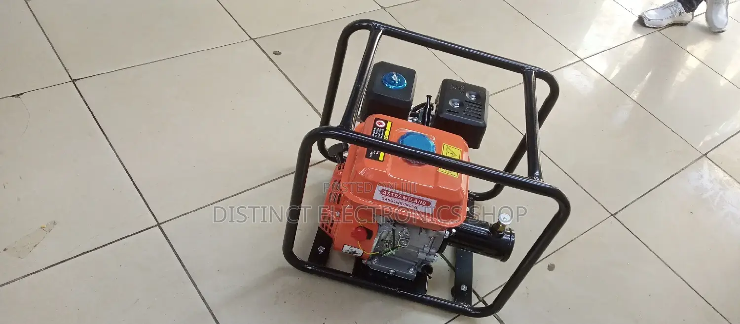 Astramilano Concrete Vibrator Machine