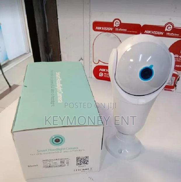 Icsee 360degres Wifi Smart Camera 2.0MP Floodlight Camera