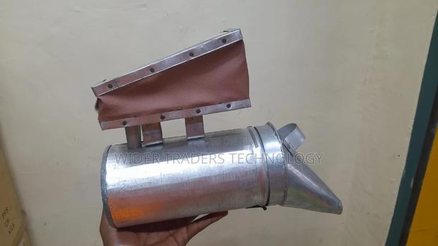 Bee Smoker - main view