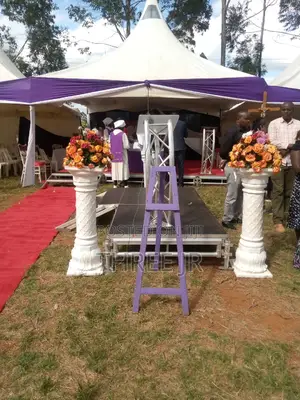 Nice Stage Set Up for Clergy in a Funeral Service