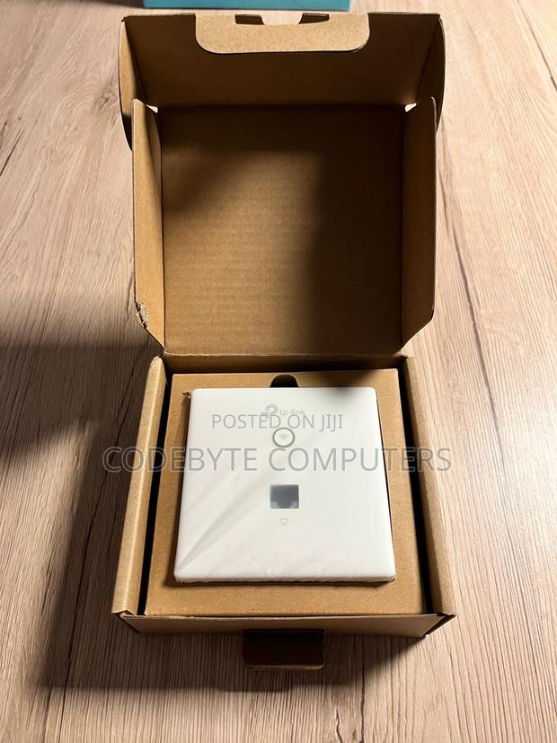 Tp-link Eap230-wall Ac1200 Access Point - thumbnail 3