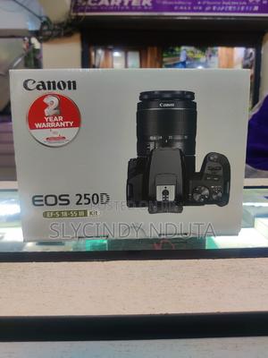 Canon EOS 250D - thumbnail 2