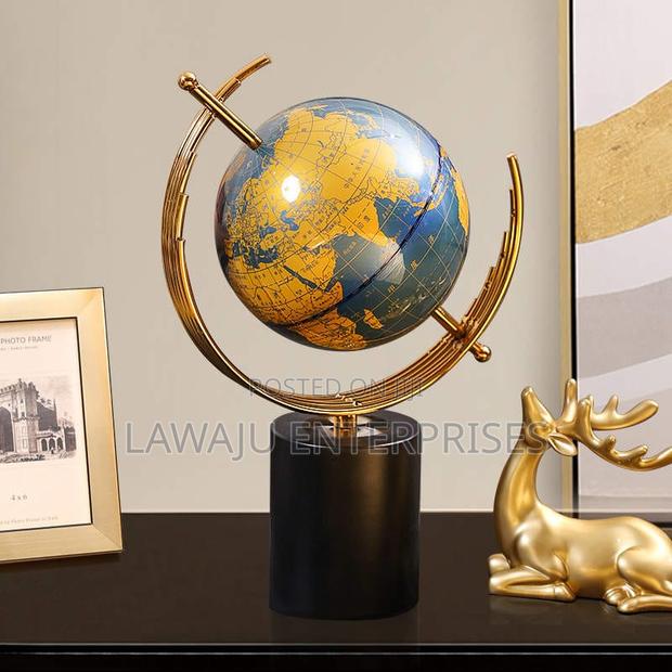 Creative World Globe Ornaments Decor - main view