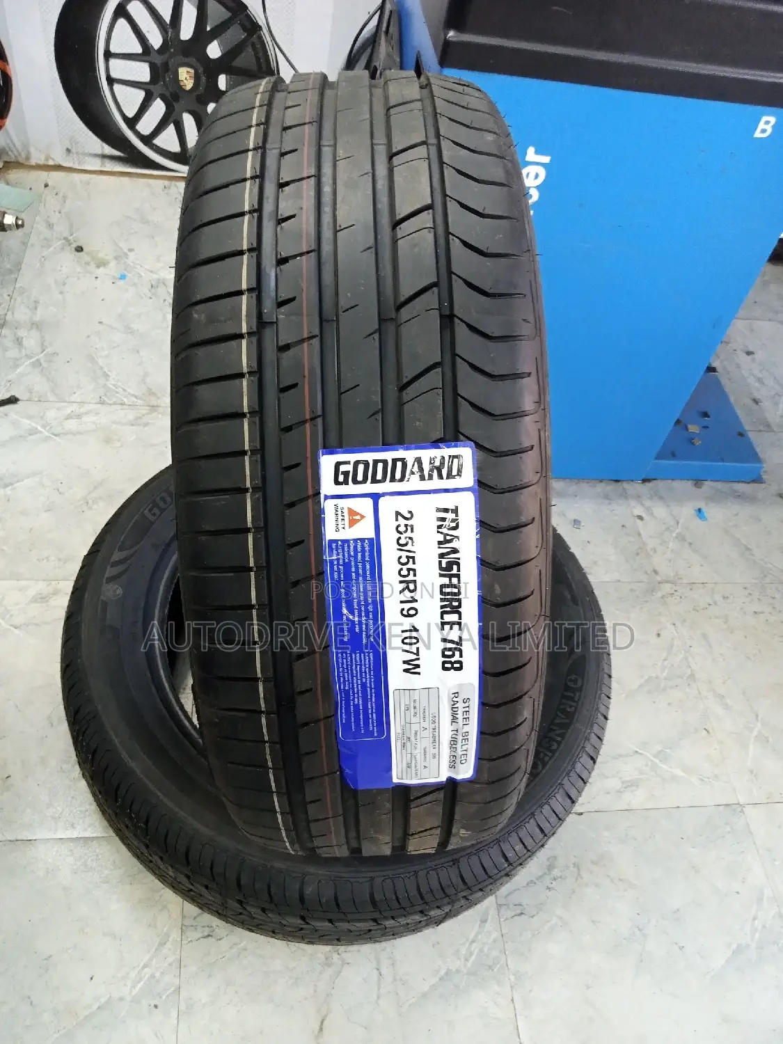 255/55r19 Goddard Transforce Tire