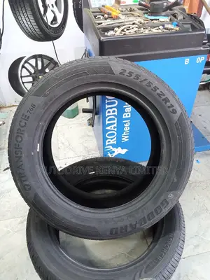 255/55r19 Goddard Transforce Tire