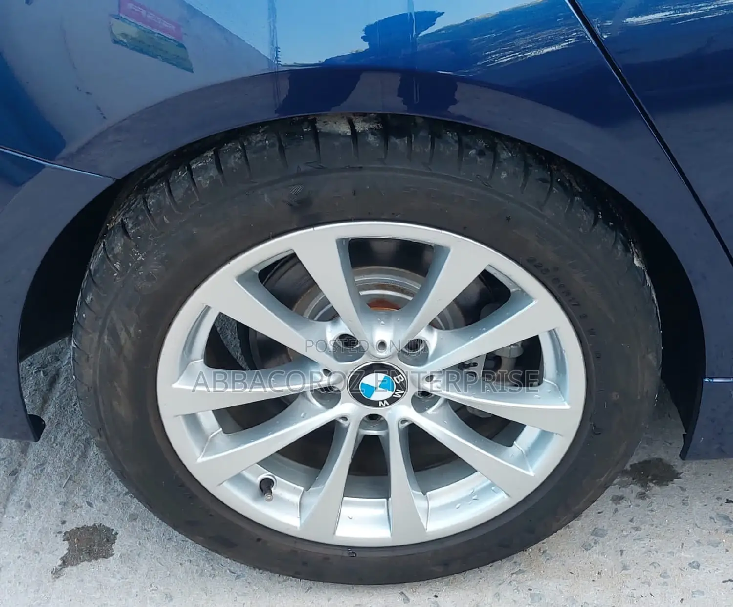 BMW 318i 2017 Blue