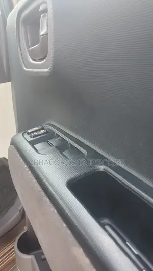 Toyota Spade 1.5 2017 Brown