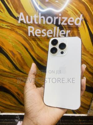 Apple iPhone 14 Pro 256 GB Gold - main view