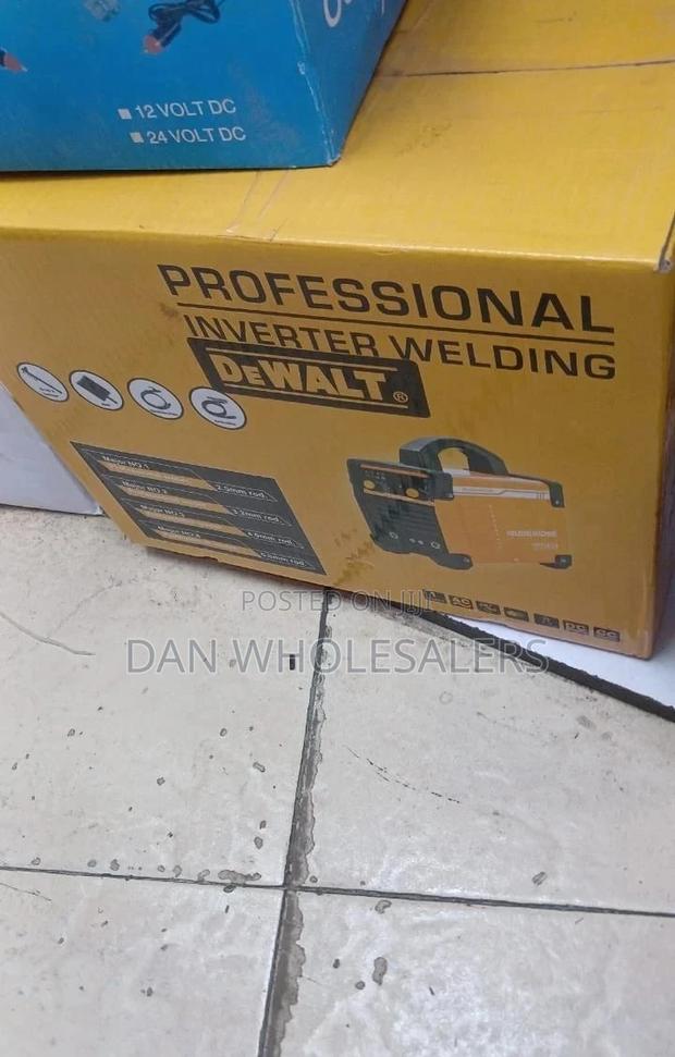 Machine 400amp
Dewalt - main view