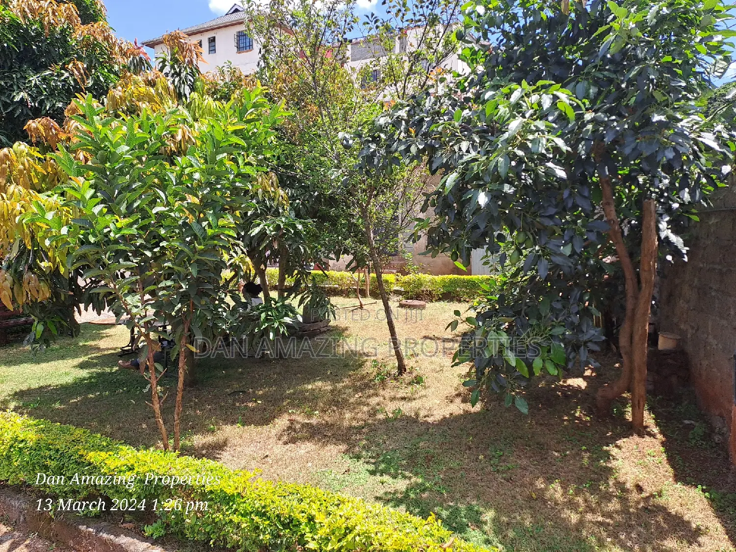 Commercial 1/4 Acre With a 5bdr Bangalow in Ngong for Sell