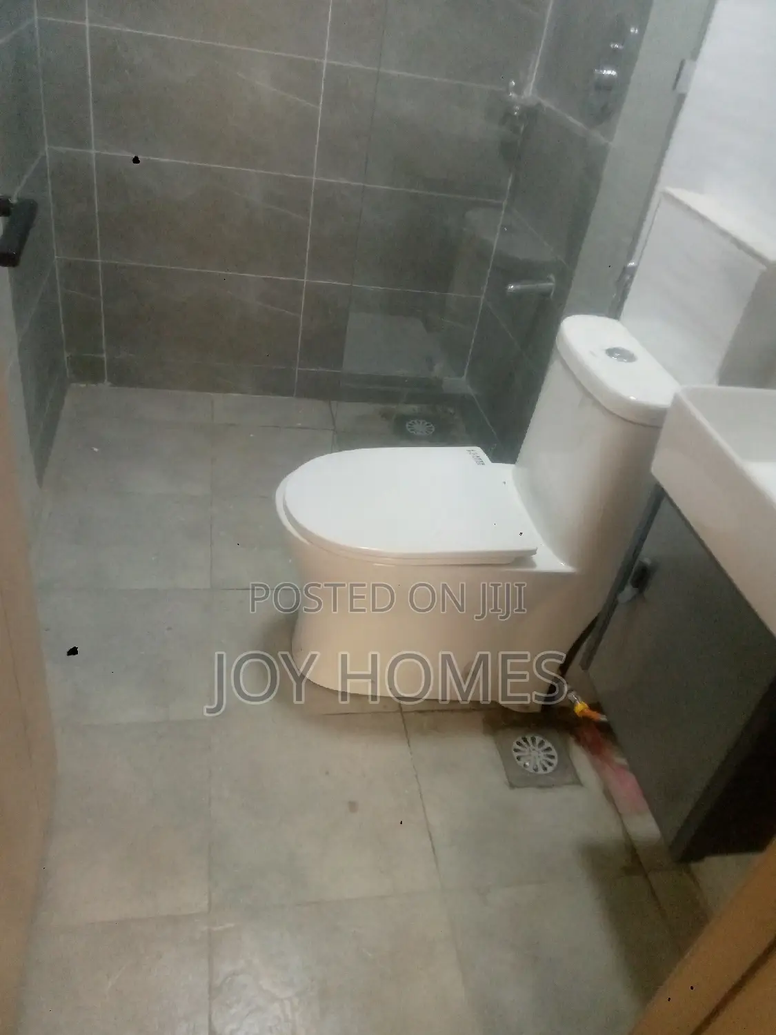 3bdrm Apartment in South B for rent