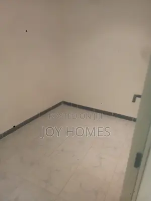 3bdrm Apartment in South B for rent