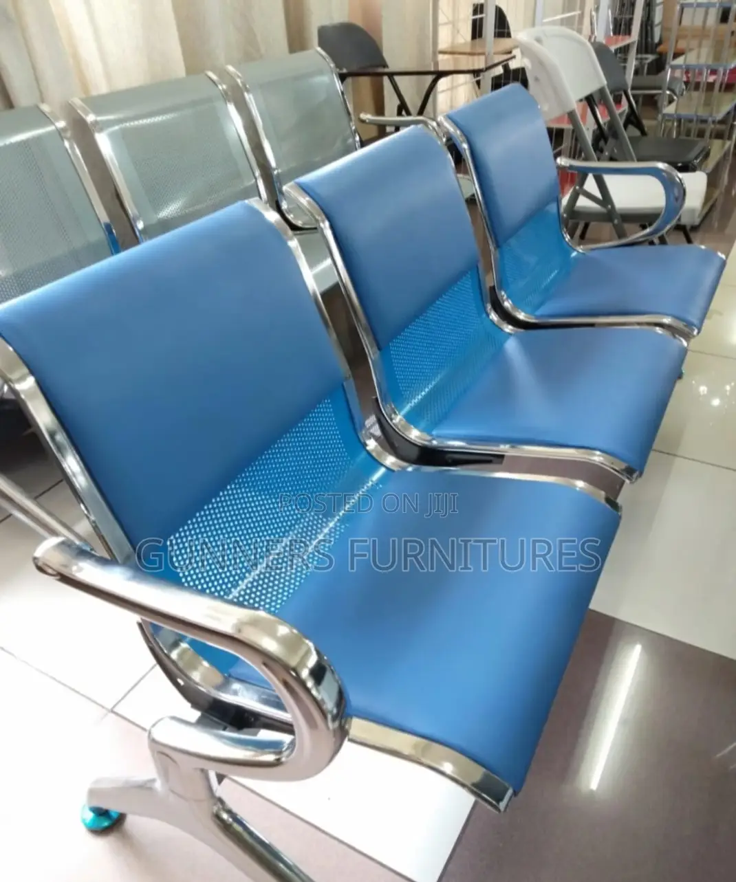 Padded Link Chair Padded Link Chair