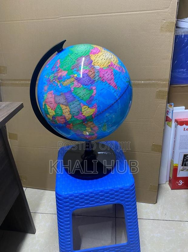 World Map Table Globe With Base - 32cm - main view