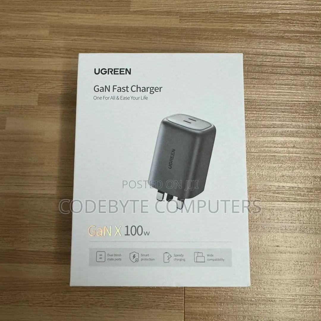 UGREEN USB-A+3*USB-C 100W Gan Tech Fast Charger - CD226