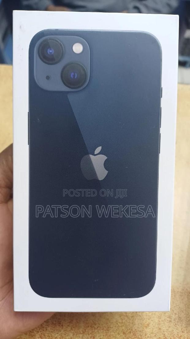 New Apple iPhone 13 128 GB Blue - thumbnail 3