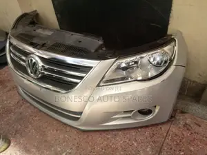 Volkswagen Tiguan 5N (2007-2011) Nosecut Assembly
