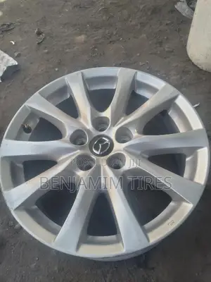 Original Rim Size 17 Inch for Mazda Atenza.