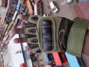 Top Quality Tactical/Gym Gloves