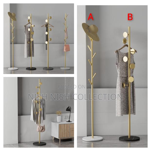 *1.7m Marble Coat Hanger - thumbnail 4
