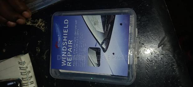 Windshield/Windscreen Repair Chemical