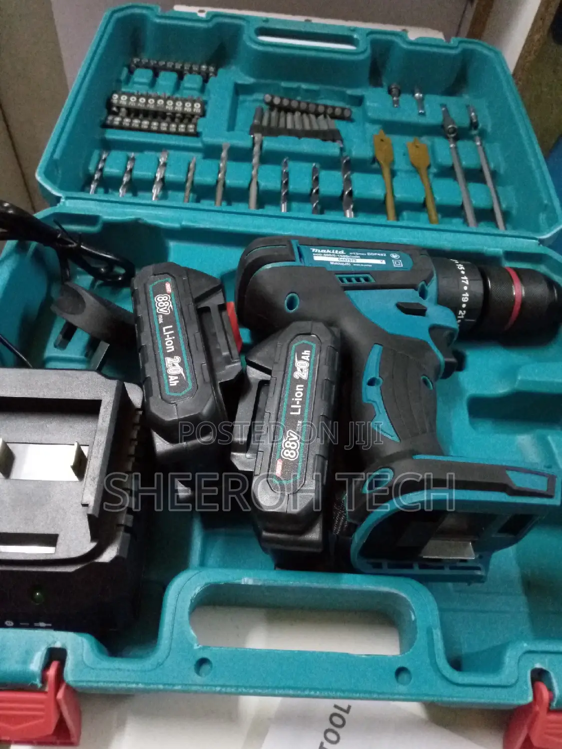 Cordless Drill 88vts/Makita Cordless Drill