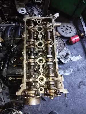 Toyota Harrier /Kruger 2AZ Engine Cylinder Head