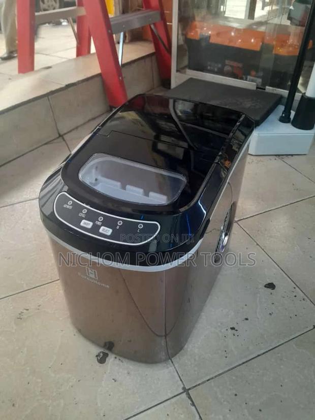 Commercial Ice Cube Maker