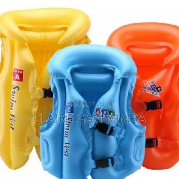 Swimming Jacket - Inflatable Pool Kid Jacket - main view