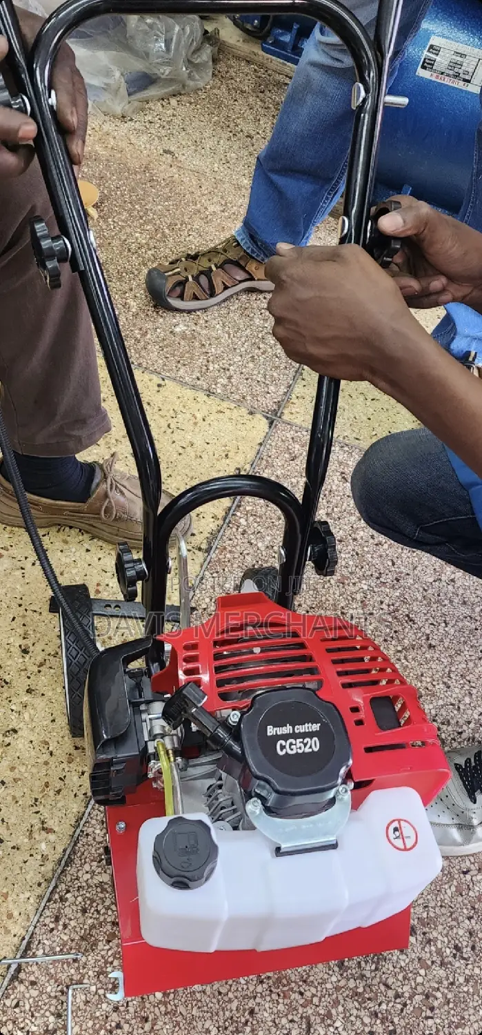 Tilling Petrol Machine With 2 Stroke Engine 3hp