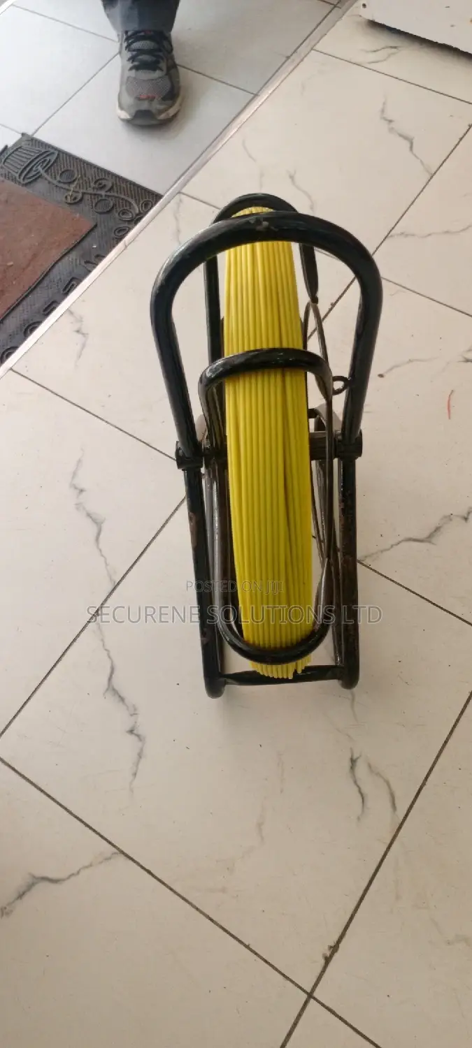 Fibreglass Duct Rod Cable Puller 100meters 4mm Diameter