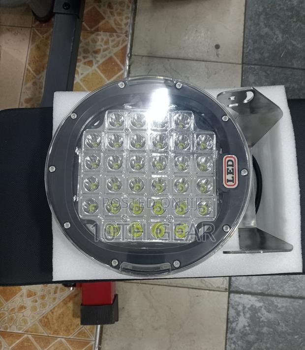 Brand New 9 Inch LED Flood Lights Right/Left Black - main view