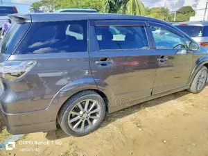 Toyota Wish 2017 Gray