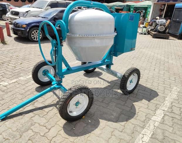 Windsor Concrete Mixer Available Now 400litres for Diesel - thumbnail 3