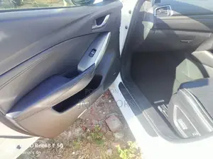 Mazda Atenza 2017 White