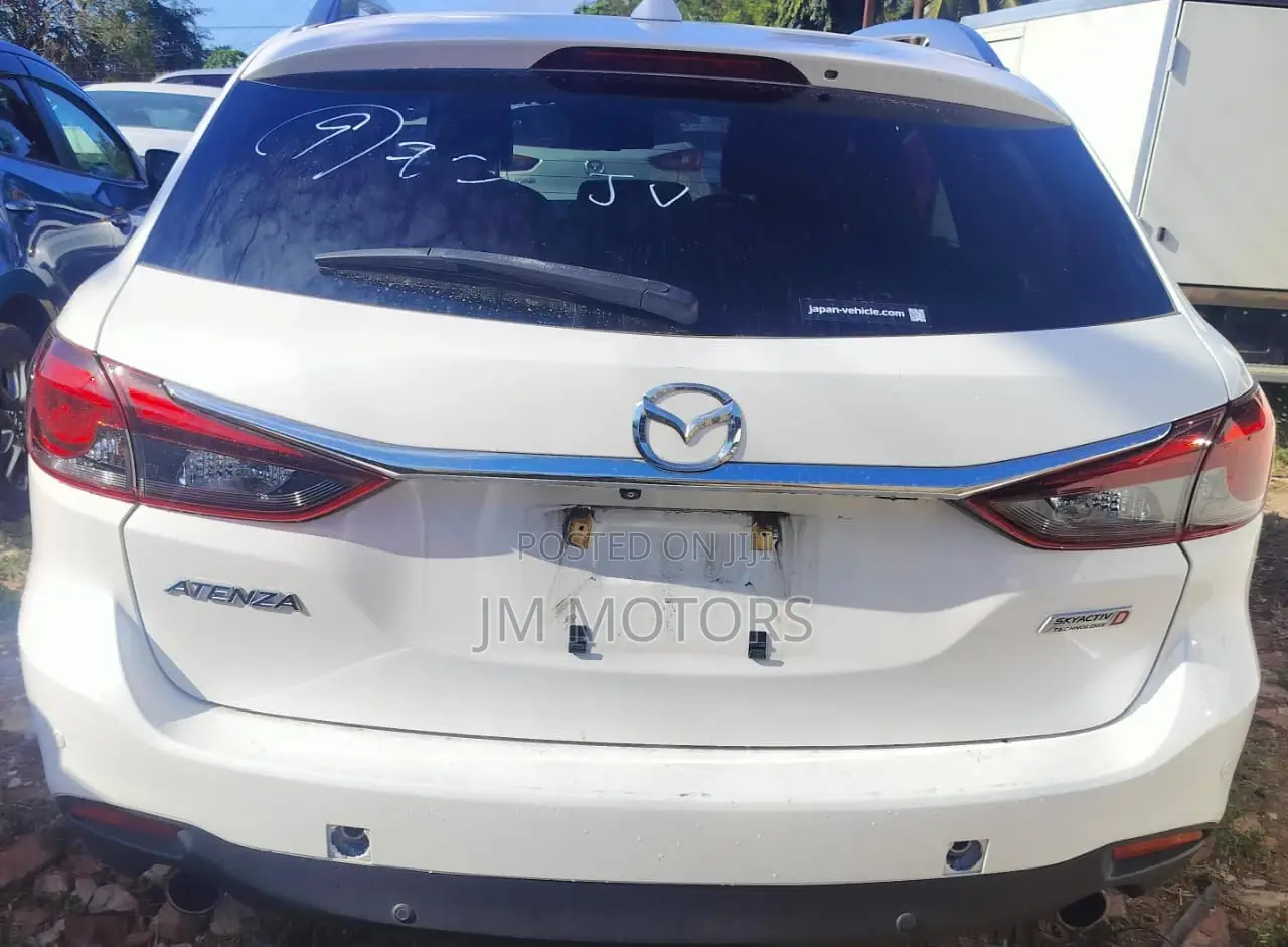 Mazda Atenza 2017 White