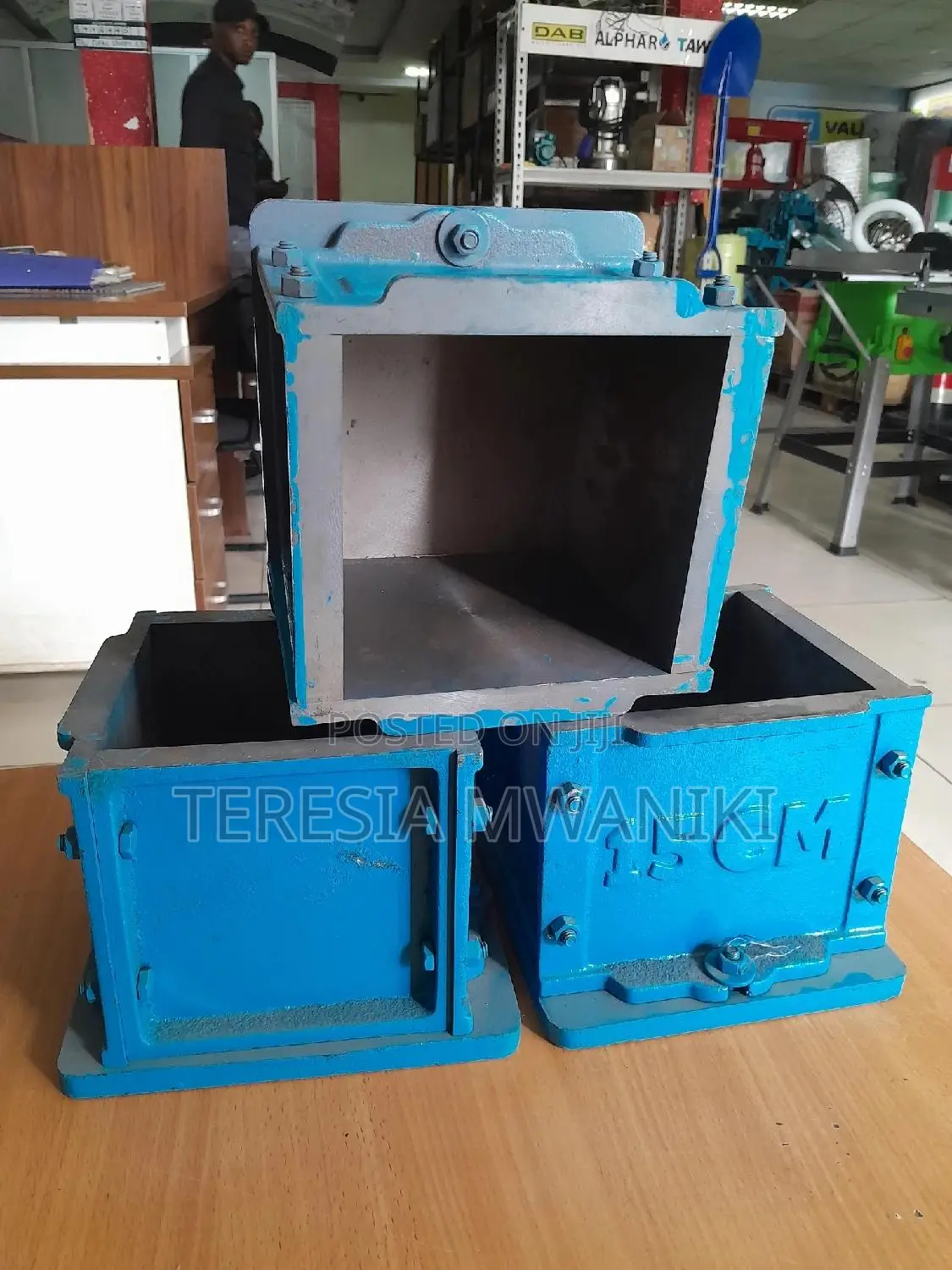 Heavy Duty Concrete Testing Cube Moulds-15cm3