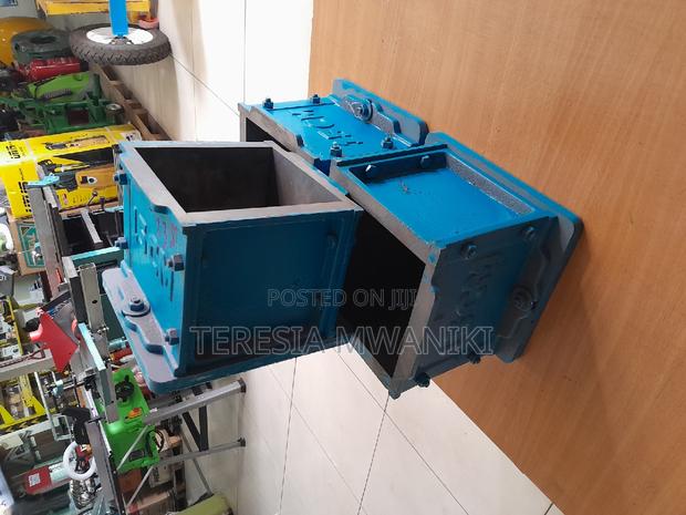 Concrete Testing Cube Moulds 150mm ×150mm ×150mm - thumbnail 5