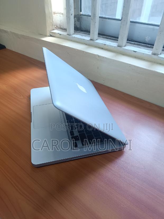New Laptop Apple MacBook 2013 8GB Intel Core I5 HDD 500GB