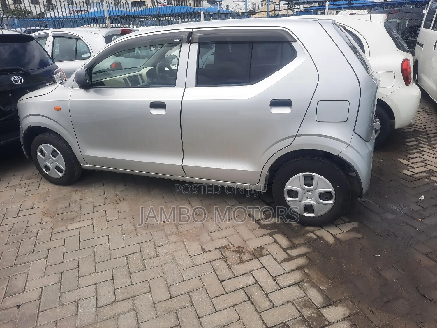 Suzuki Alto 660cc FWD 2017 Silver