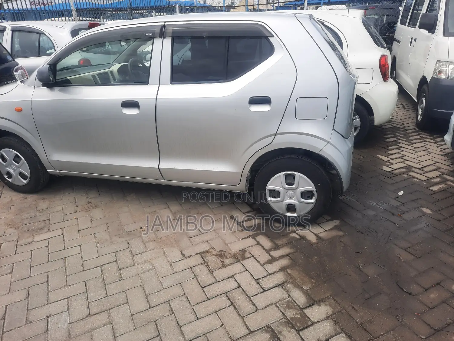 Suzuki Alto 660cc FWD 2017 Silver