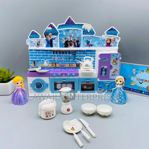 Frozen II Kitchen Mini Play Set - main view