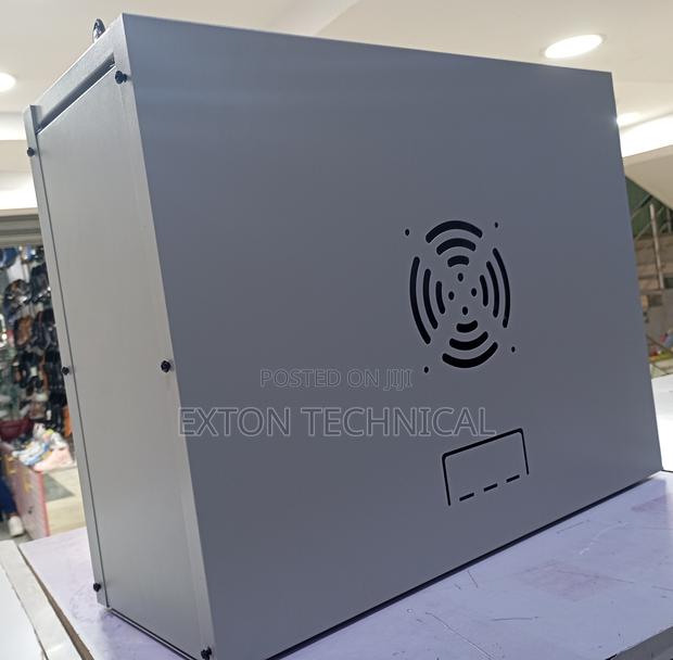 4u Network Cabinet - main view