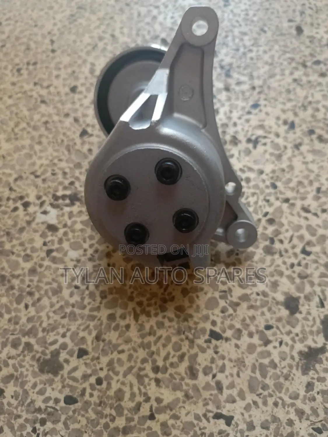 Fanbelt Tensioner QR25 Nissan Caravan