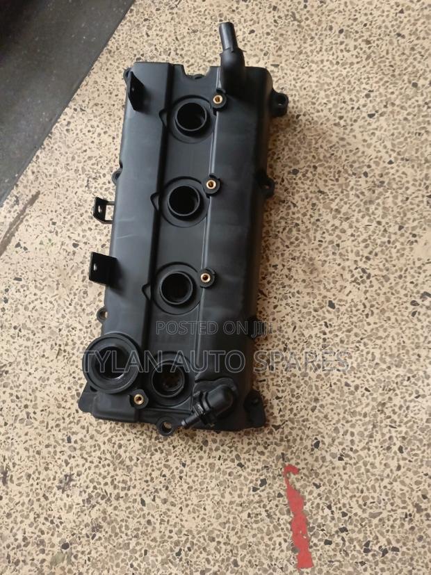 Top Cover QR25 Nissan Caravan